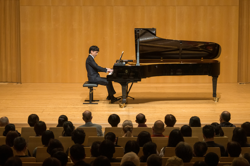 金曜よるのクラシック・リサイタルシリーズ Vol.13 奥村 愛