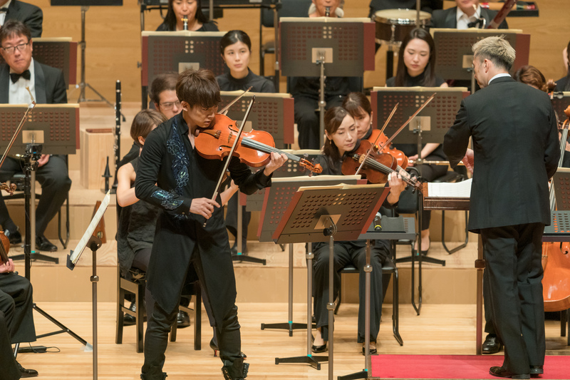 TAIRIK×オーケストラ・アンサンブル金沢 《ヴァイオリン×ヴィオラ
